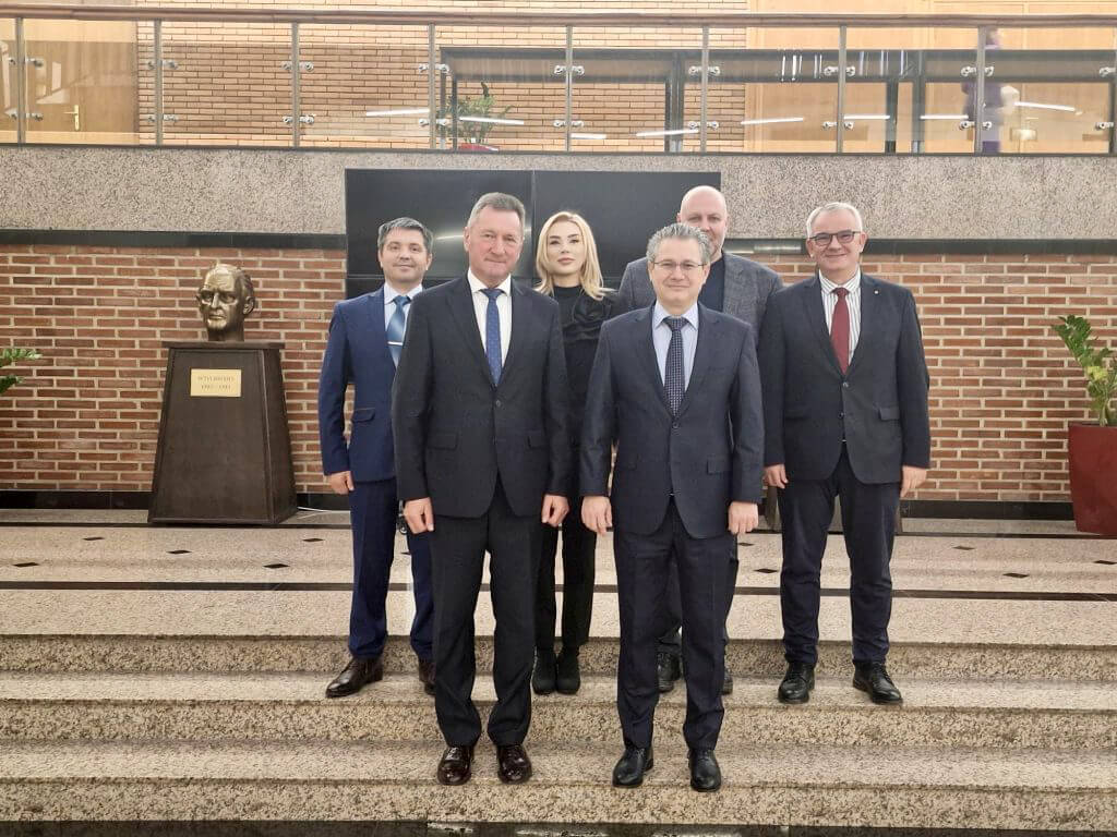 Університетський центр Пітешті підтримує партнерство між Бухарестським політехнічним університетом та Волинським національним університетом імені Лесі Українки